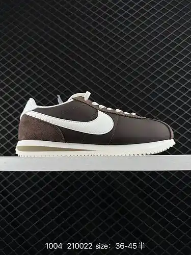 El nuevo color de 1d1d0g Nike Classic cortez, el clásico Forrest Gump casual running shoe, le guste 