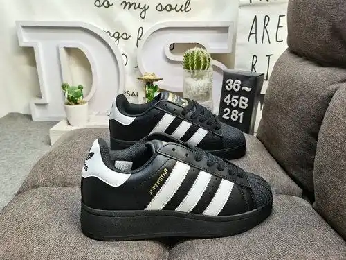 2c81dd Adidas Shamrock Prairie crea una superestrella cabeza de Concha zapatillas deportivas de ocio