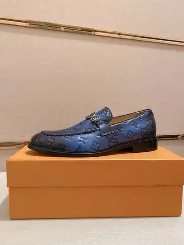 Los zapatos masculinos LV talla 4c8 talla 3944384 se pueden personalizar sin necesidad de devolver