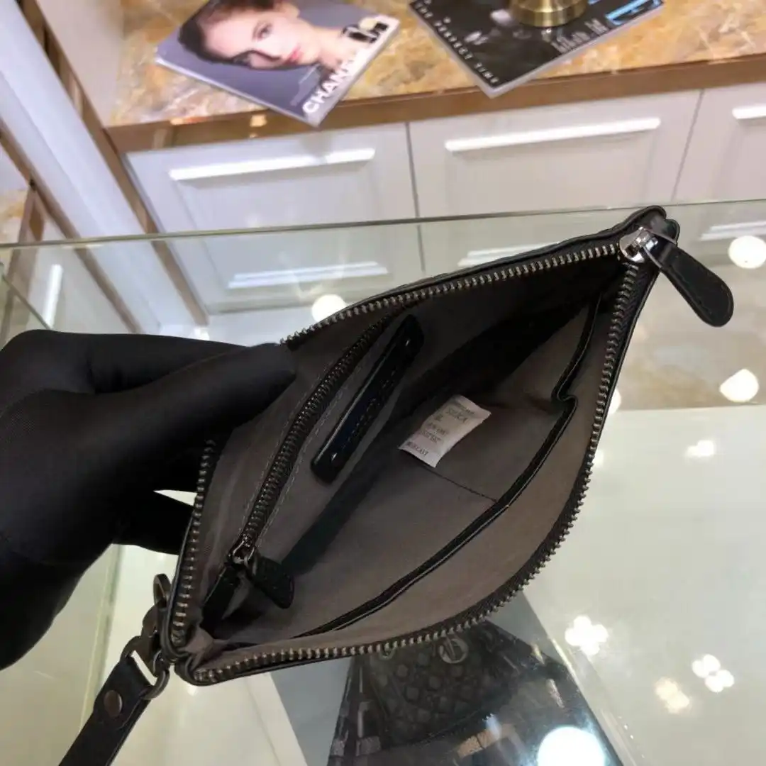 KK02750 (5).webp