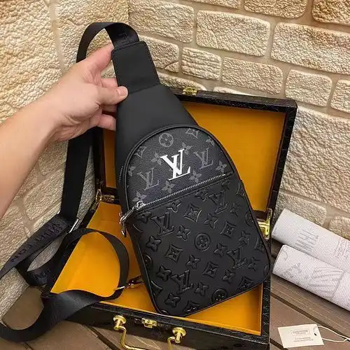 Bolsa de pecho LV bolsa de hombre LV bolsa de hombro LV bolsa de regalo de entrega de alta gama y al