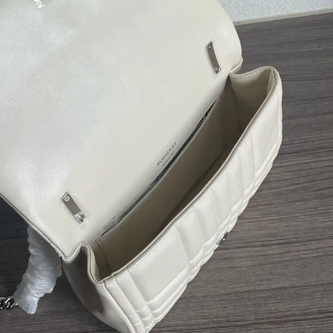 KK04750 (25).webp