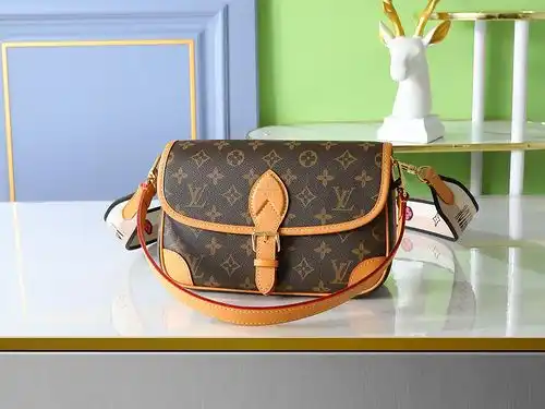 Bolso de palo largo LV Louis Vuitton bolso de mujer Louis vuvuitton bolso de regalo de entrega graba