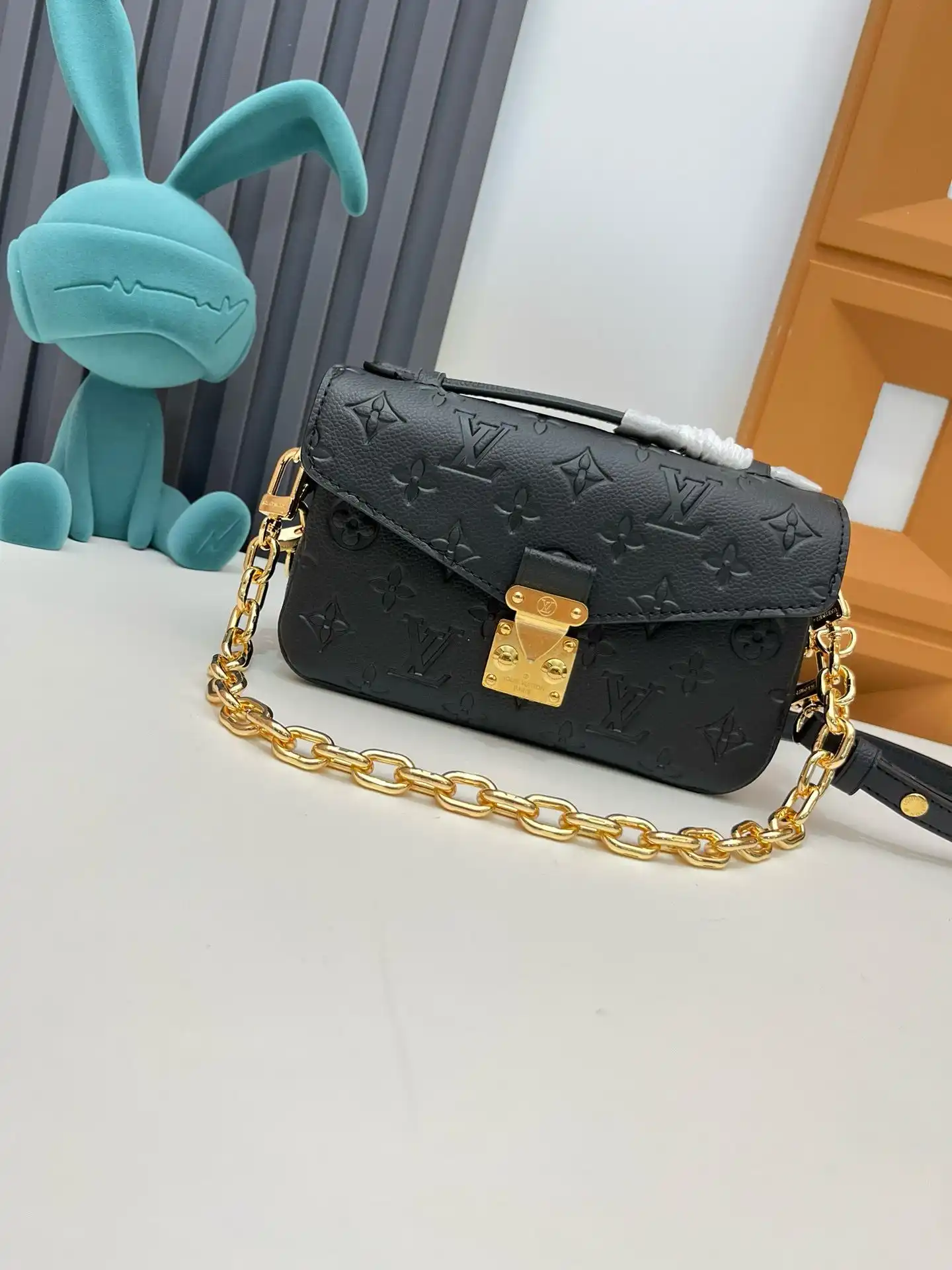 KK04450 (11).webp