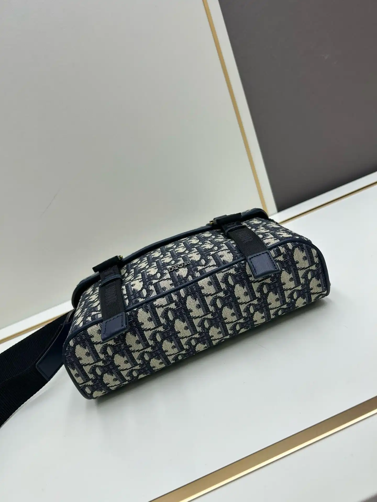 KK03350 (14).webp