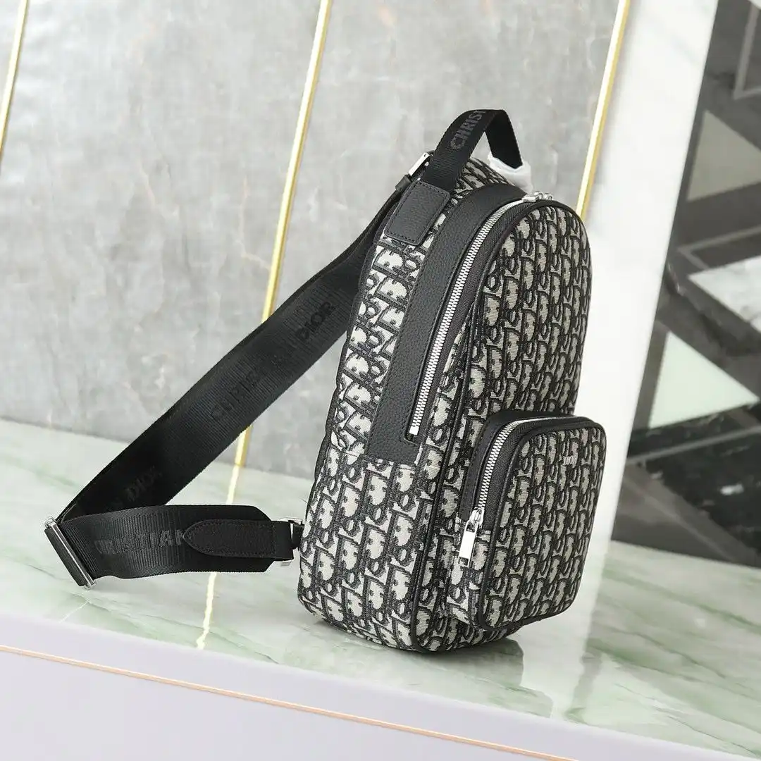 KK04050 (2).webp