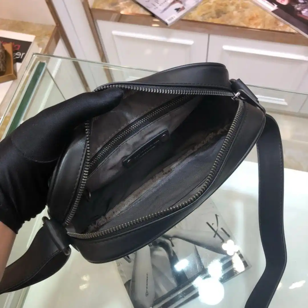 KK03850 (5).webp