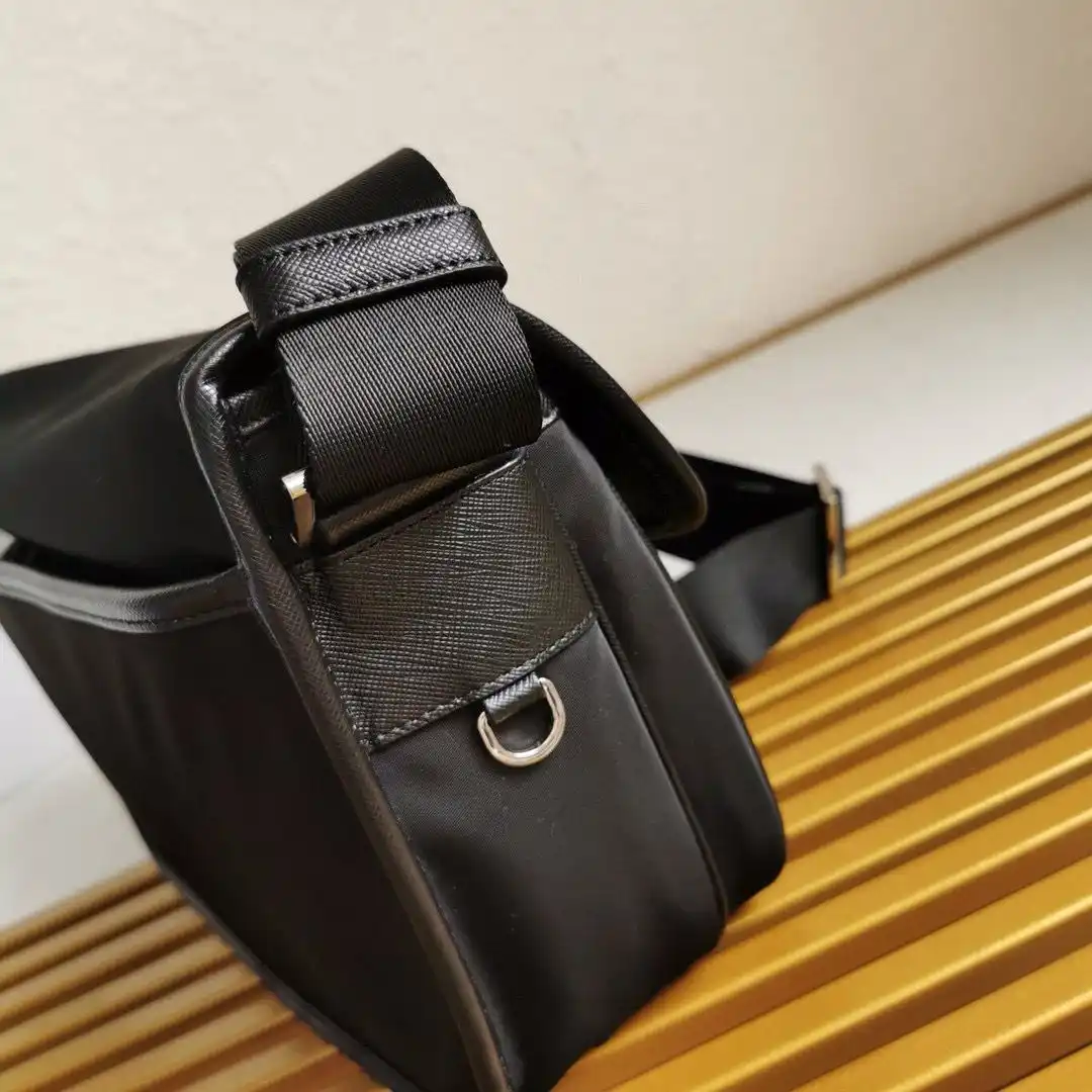 KK02650 (5).webp