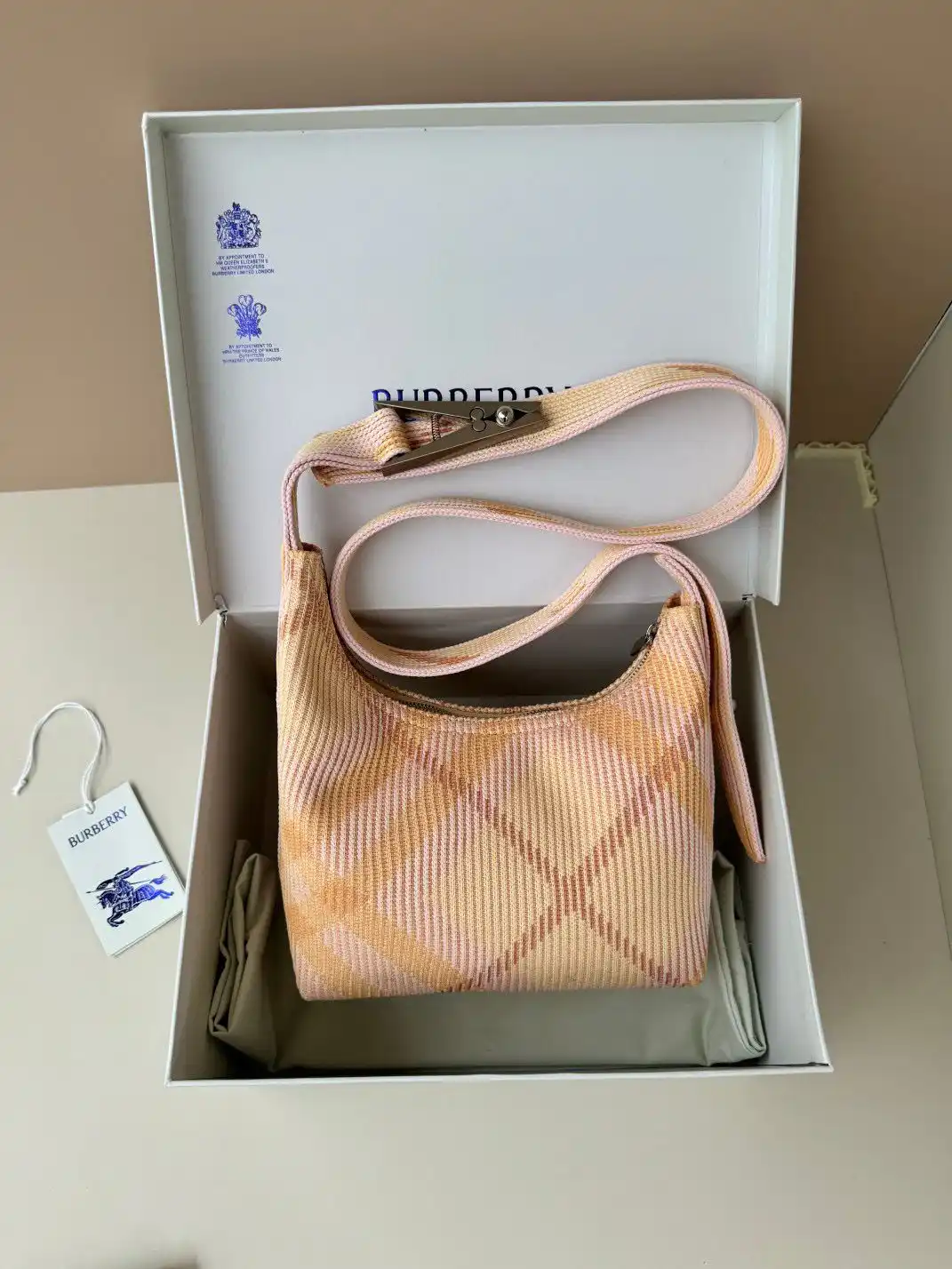 KK04350 (10).webp