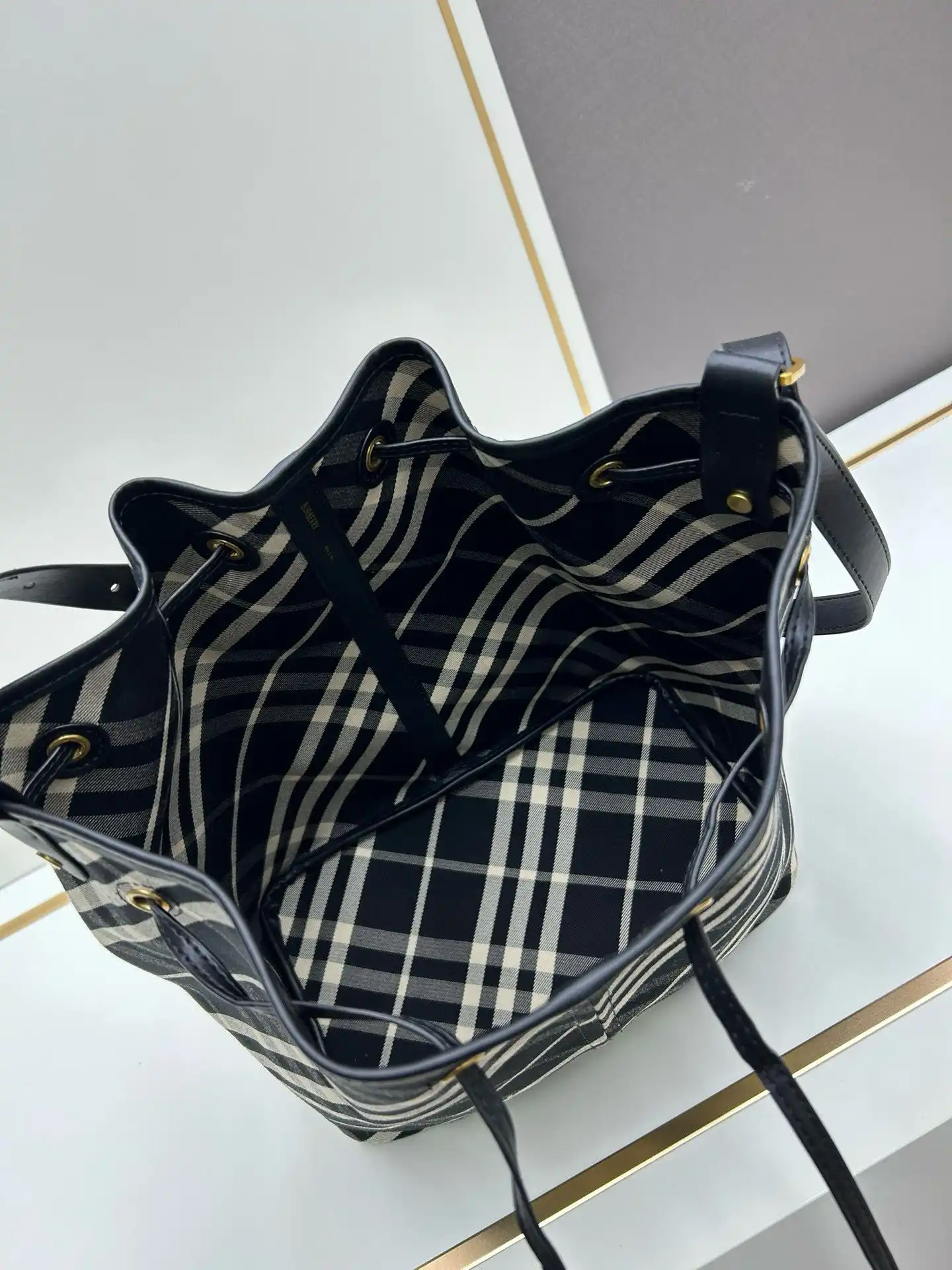 KK03050 (10).webp