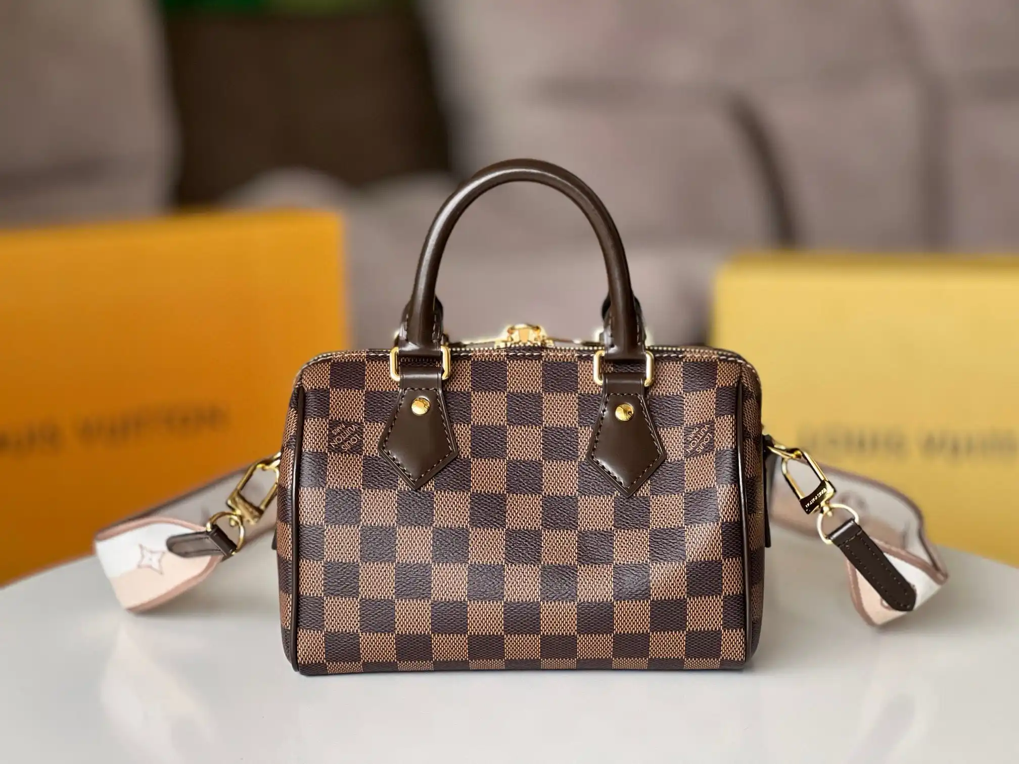 KK03550 (14).webp