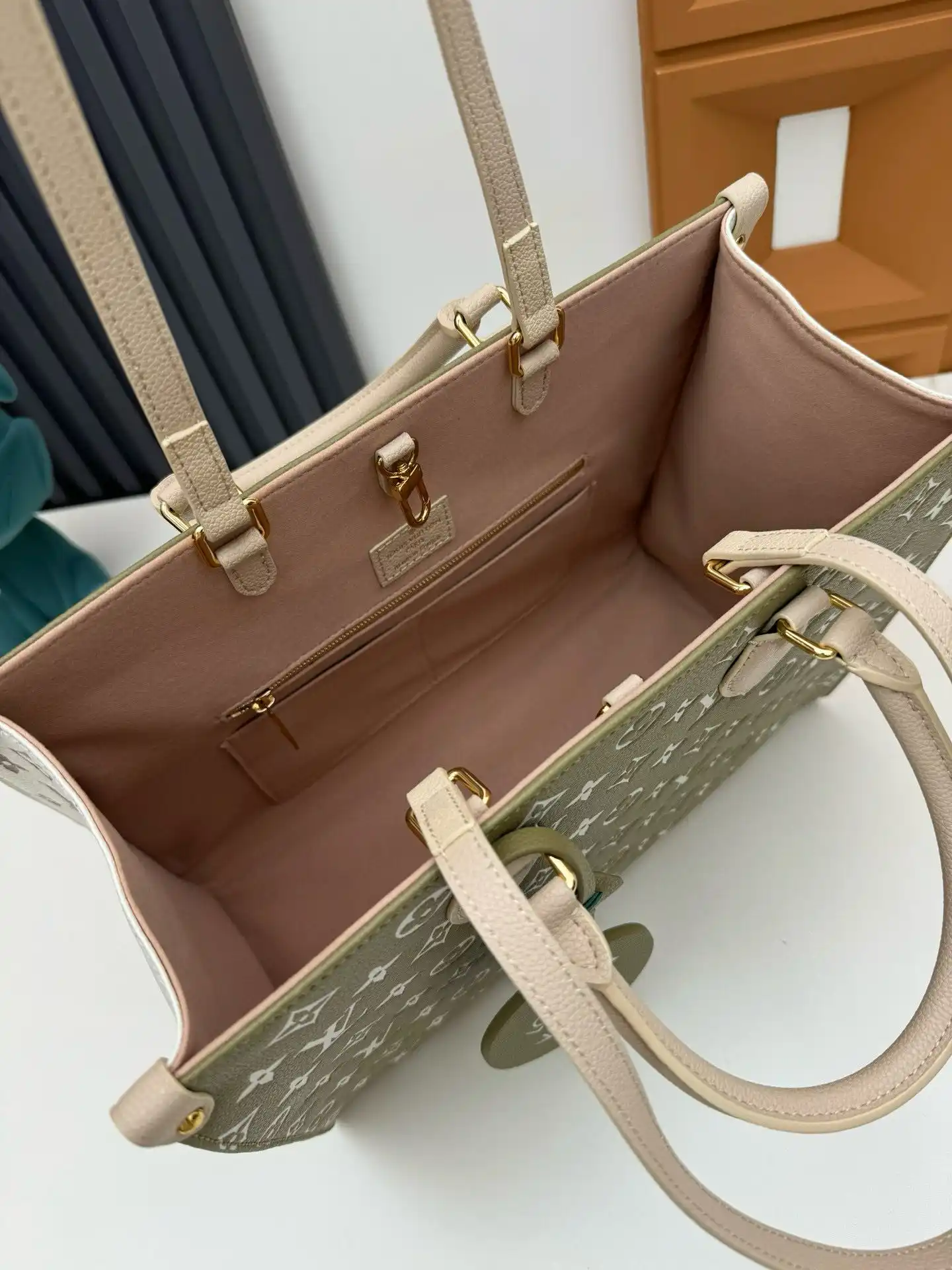 KK04850 (5).webp