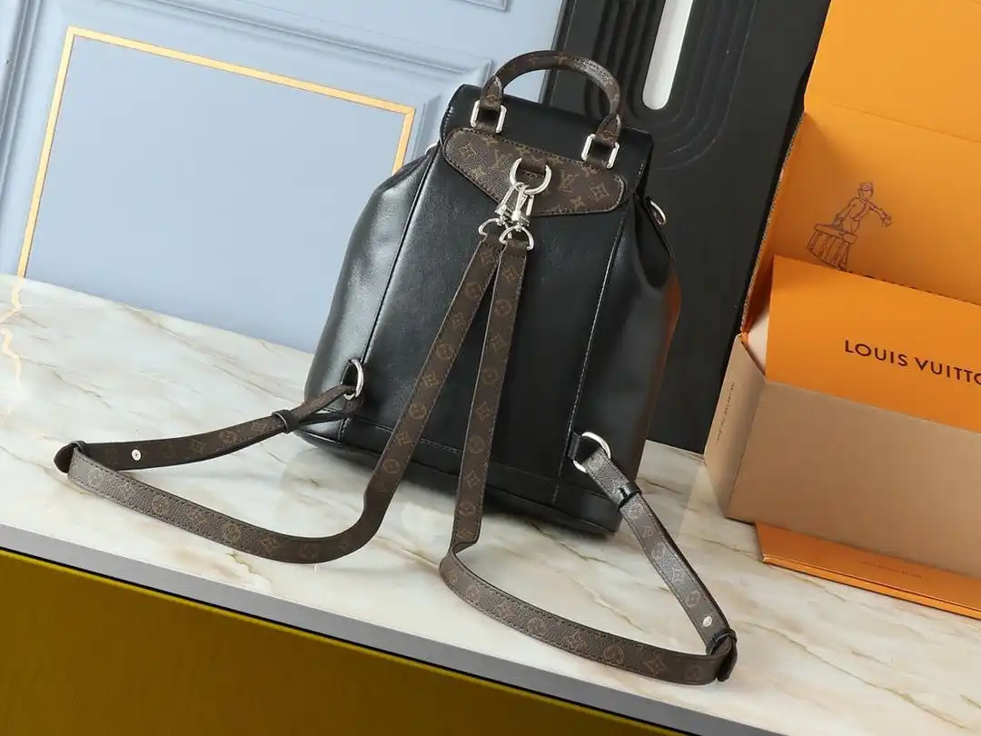 KK01950 (3).webp