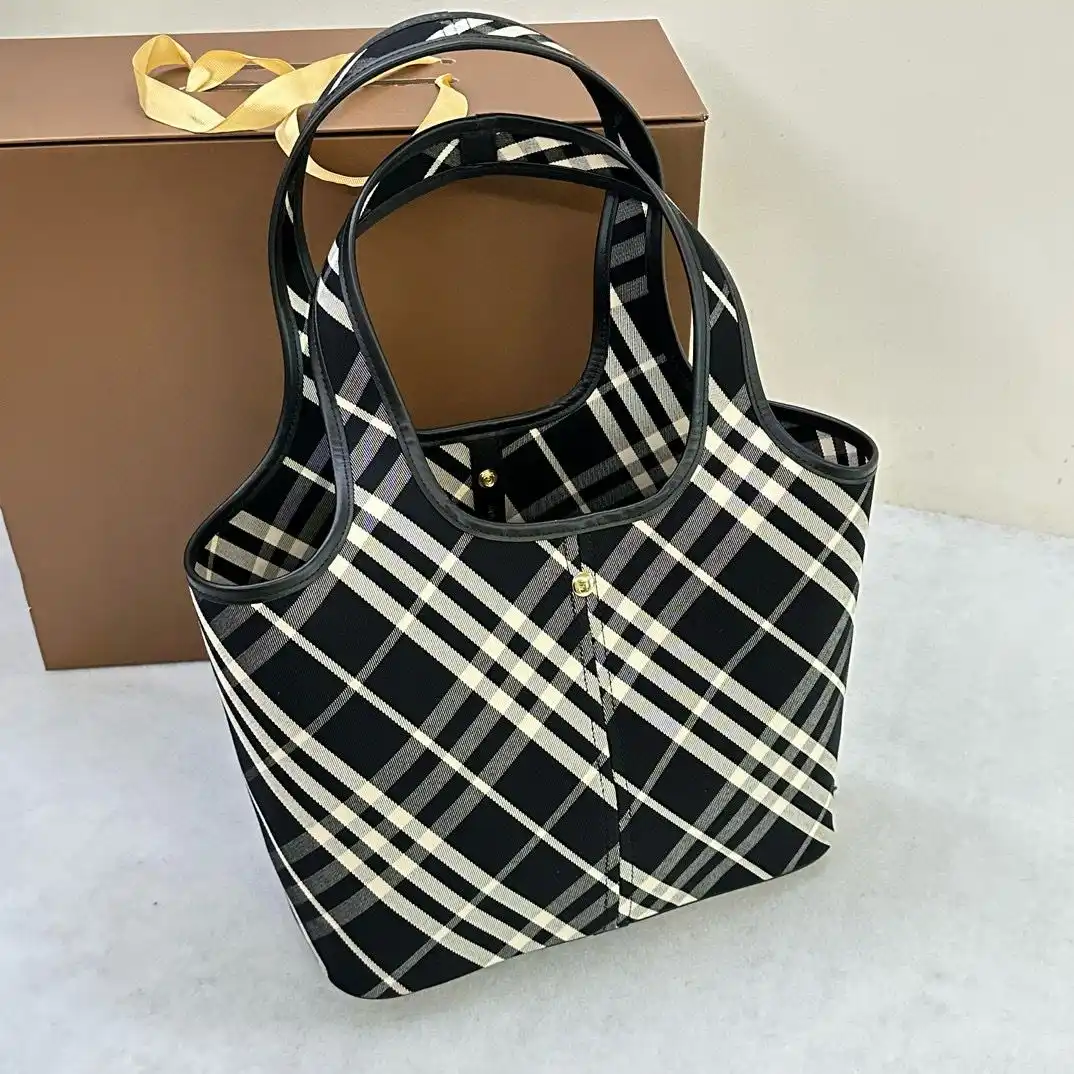 KK04450 (4).webp