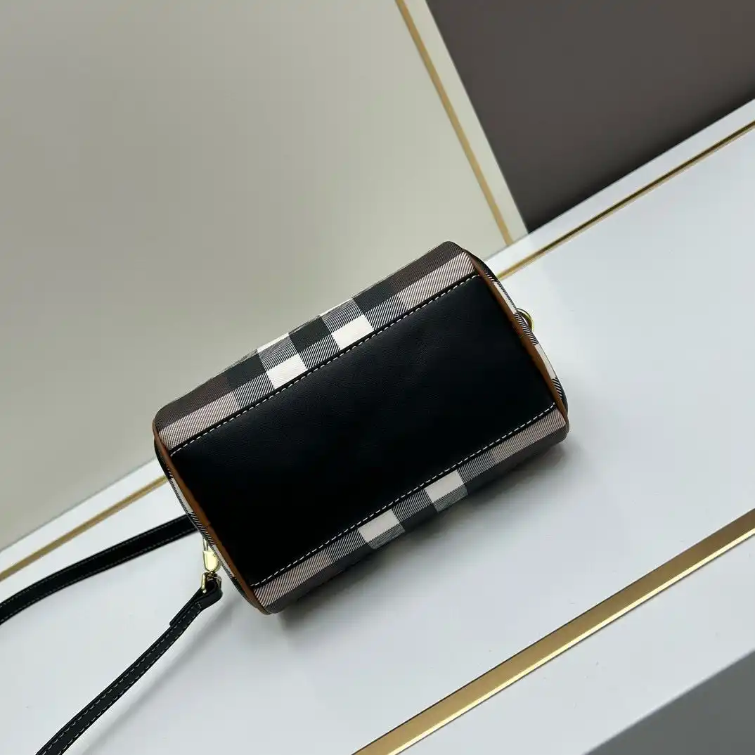 KK02750 (9).webp