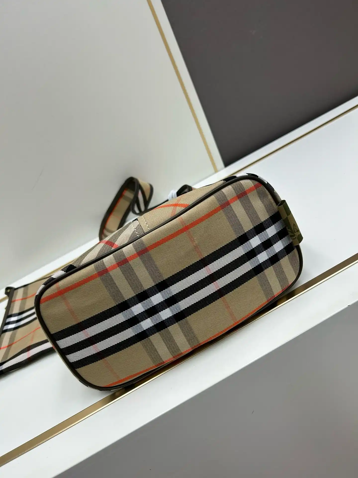 KK03150 (4).webp