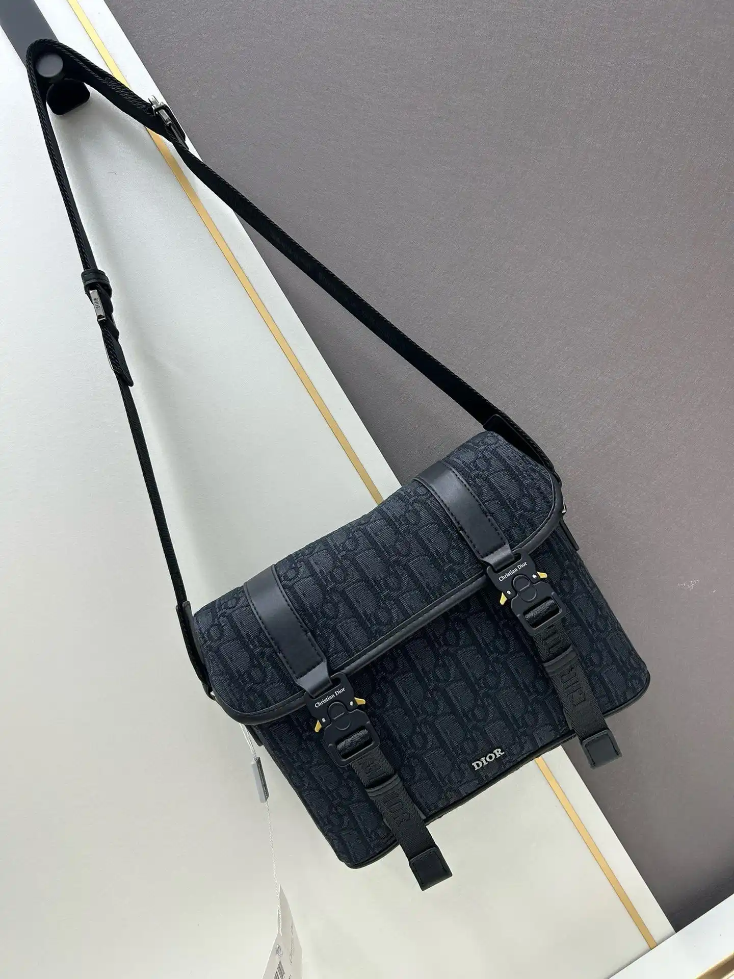 KK03350 (7).webp