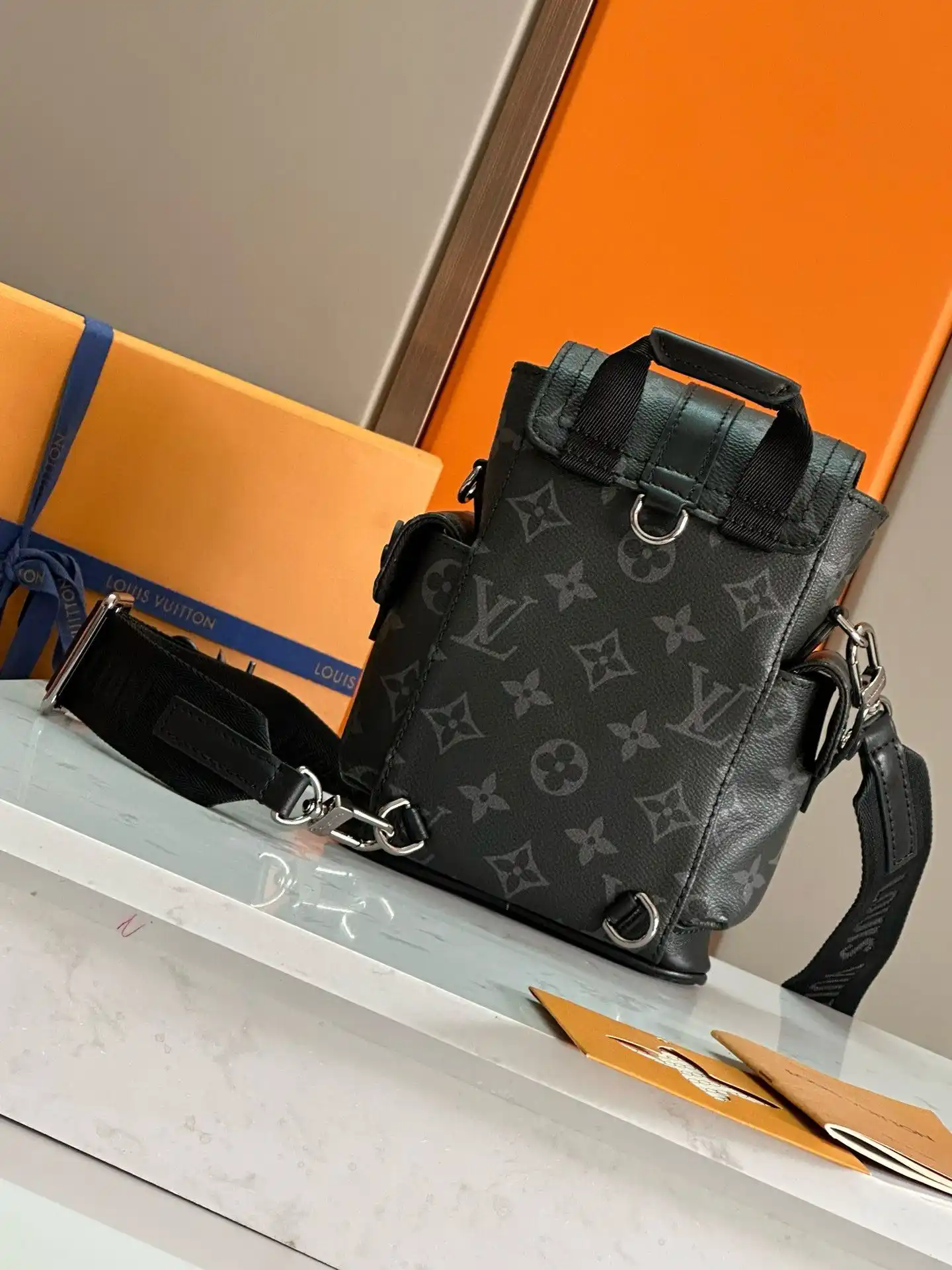 KK03650 (3).webp