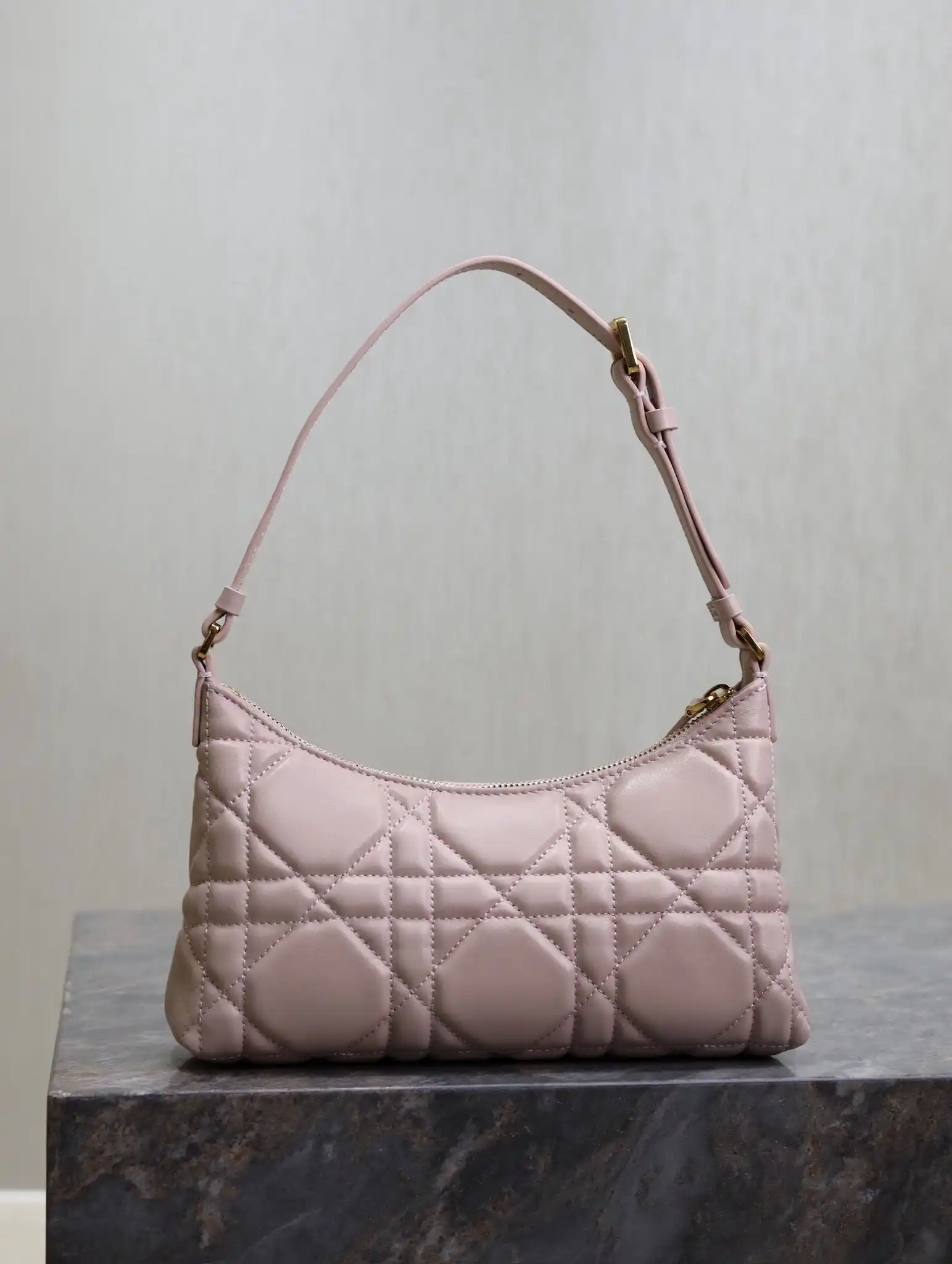 KK05150 (4).webp