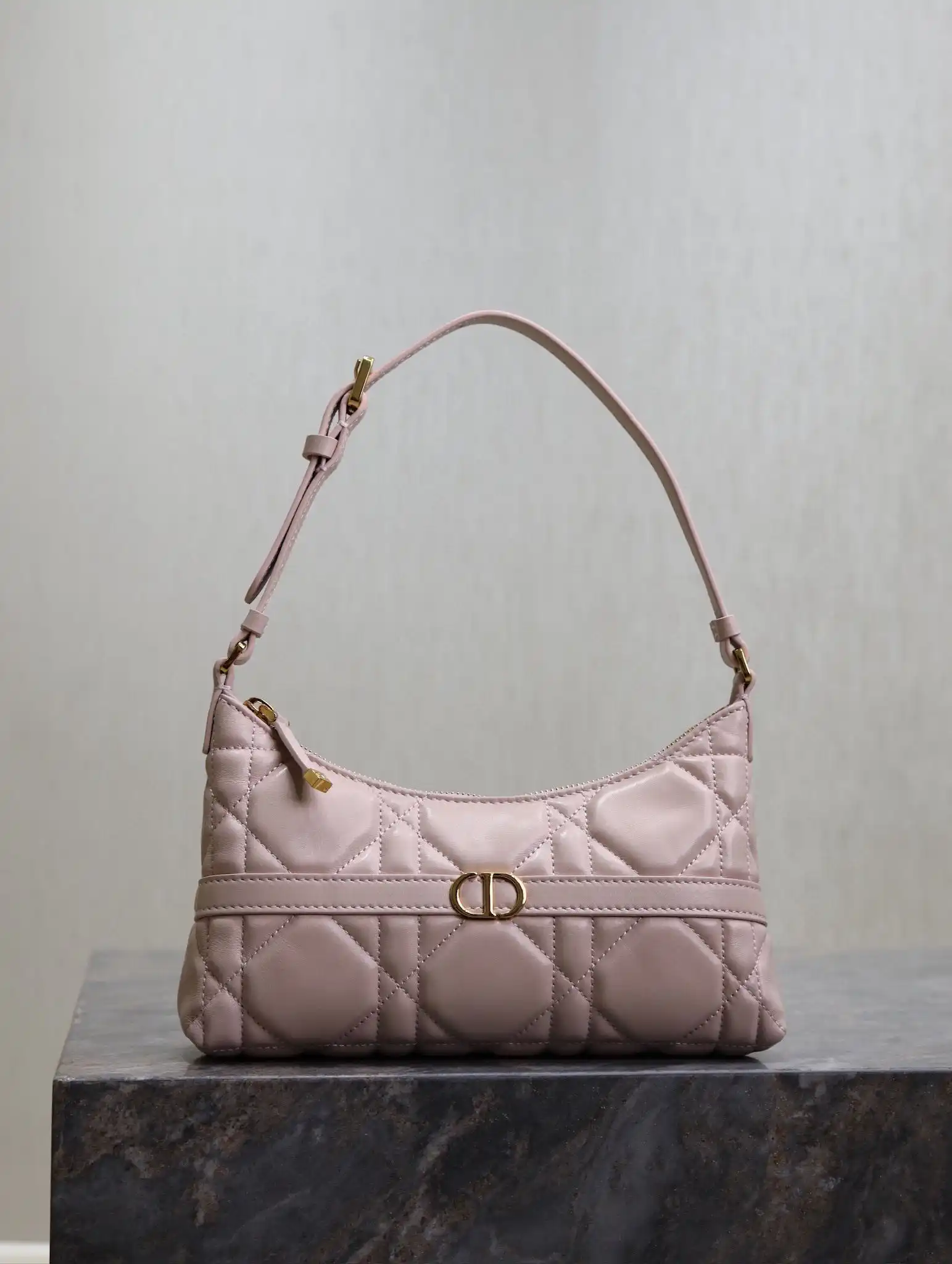 KK05150 (1).webp