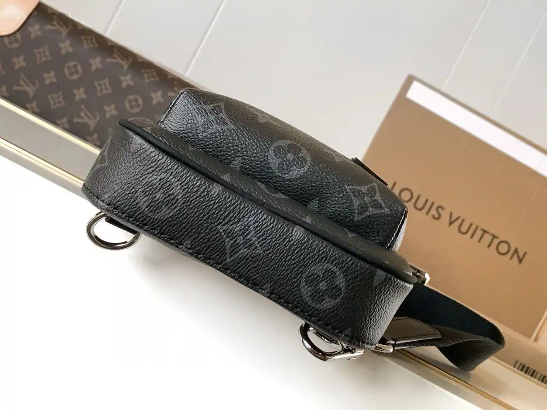 KK03950 (4).webp