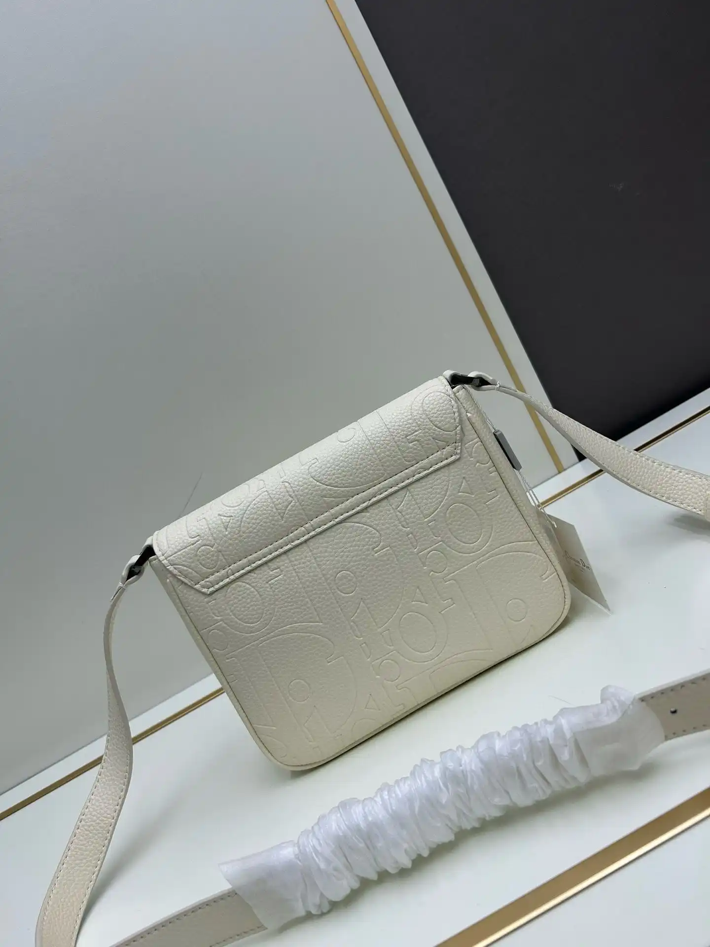 KK03150 (3).webp