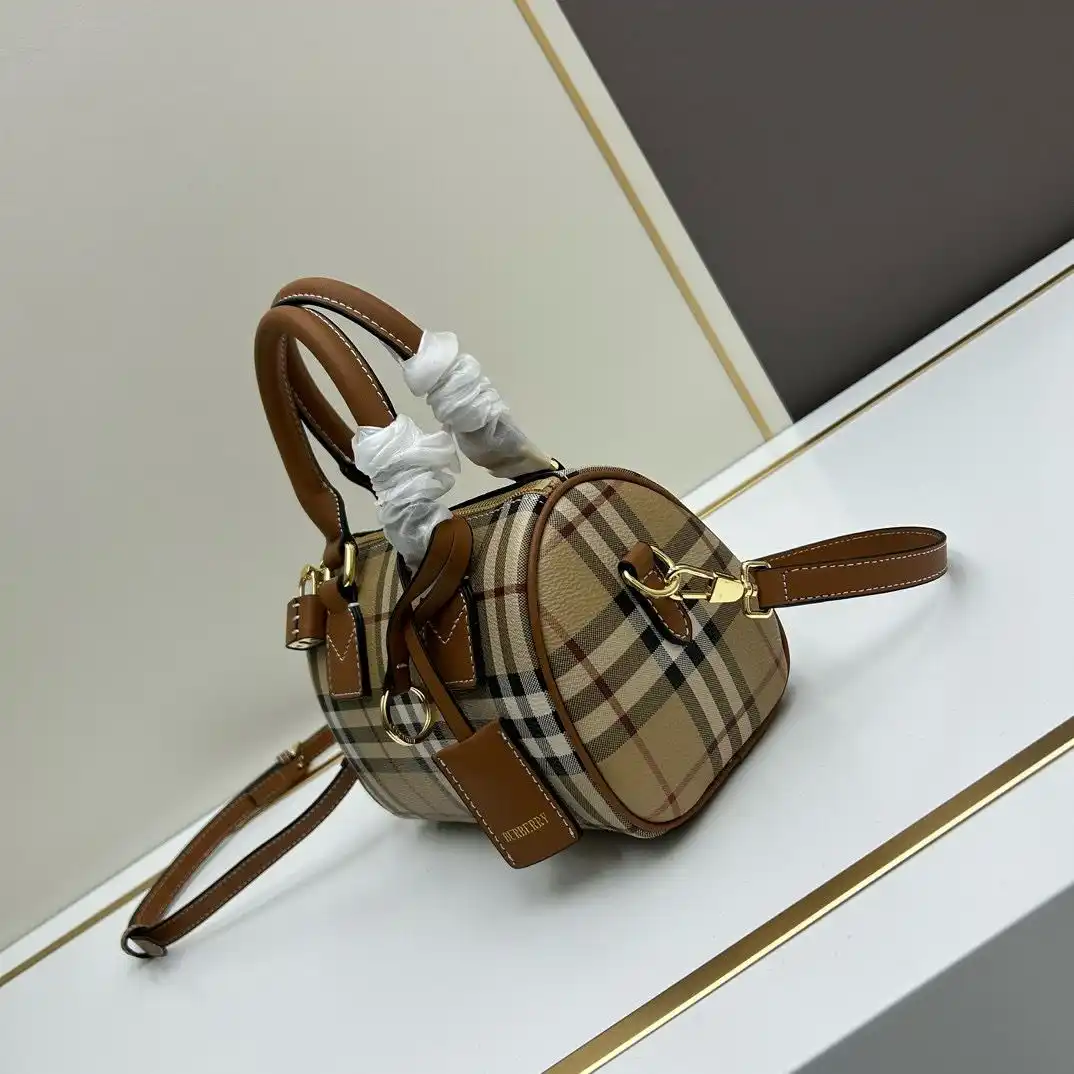 KK02750 (2).webp