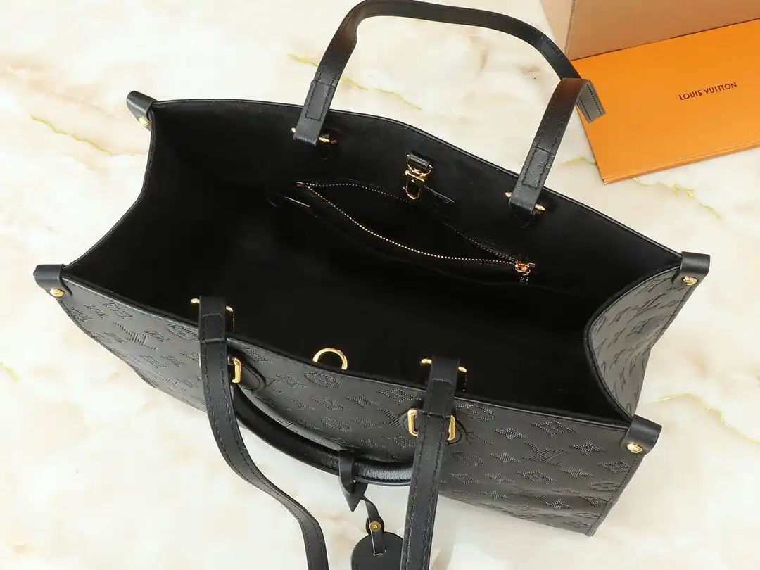 KK01750 (15).webp