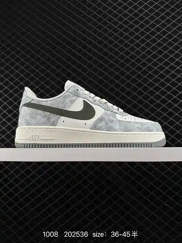 El 1d80g Nike Air Force 1D 0g7 Air Force one, una zapatilla deportiva casual multifuncional de parte
