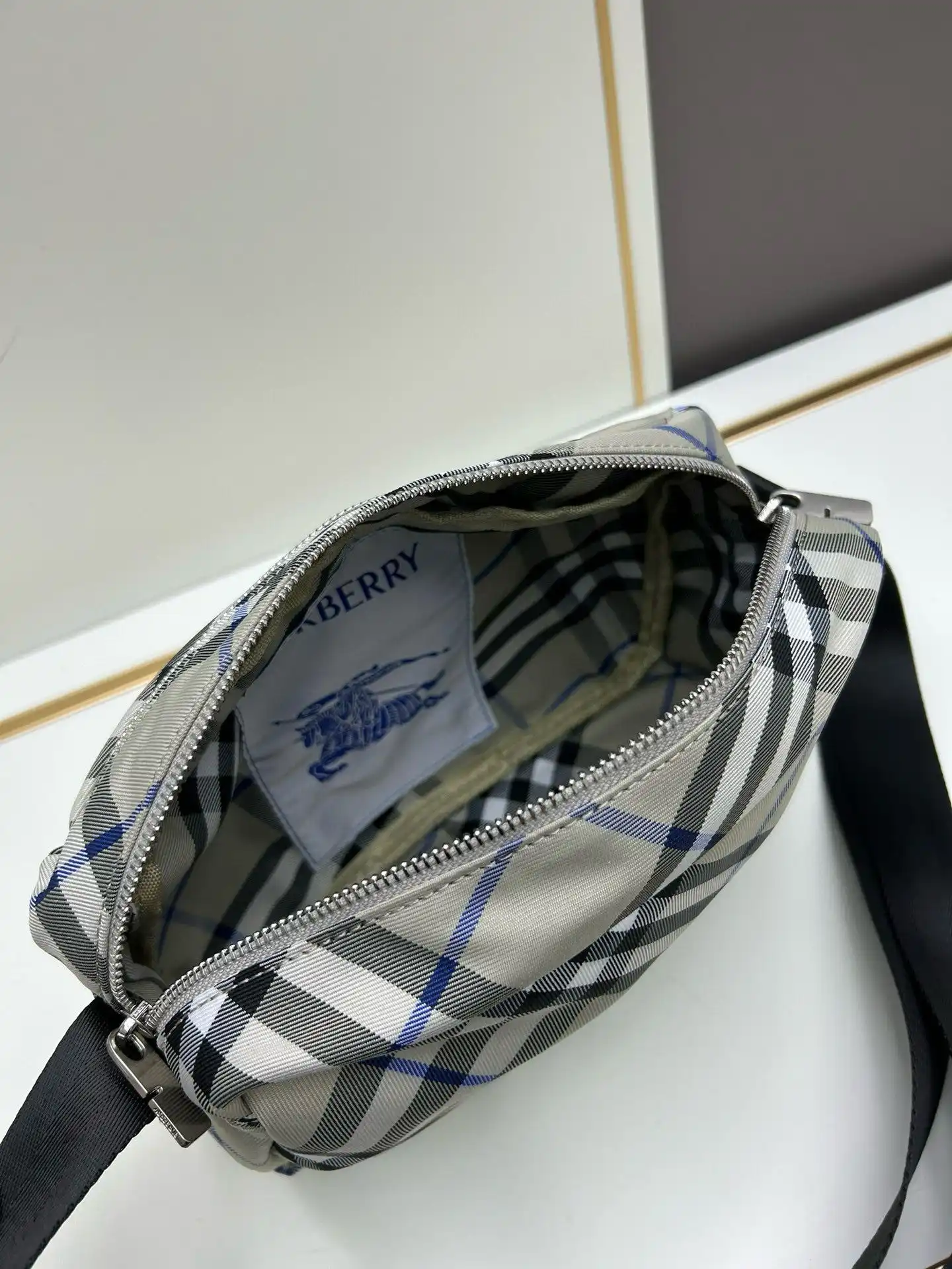 KK02950 (5).webp