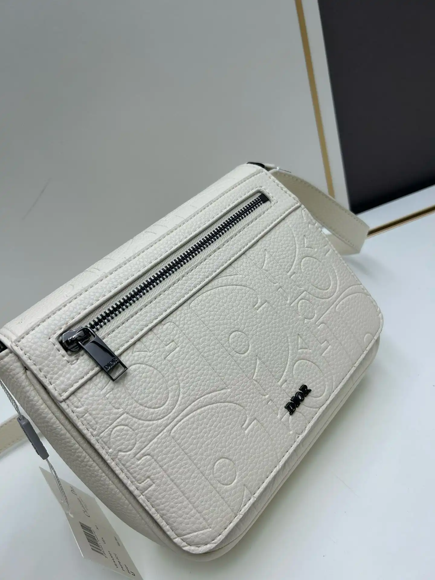 KK03150 (4).webp