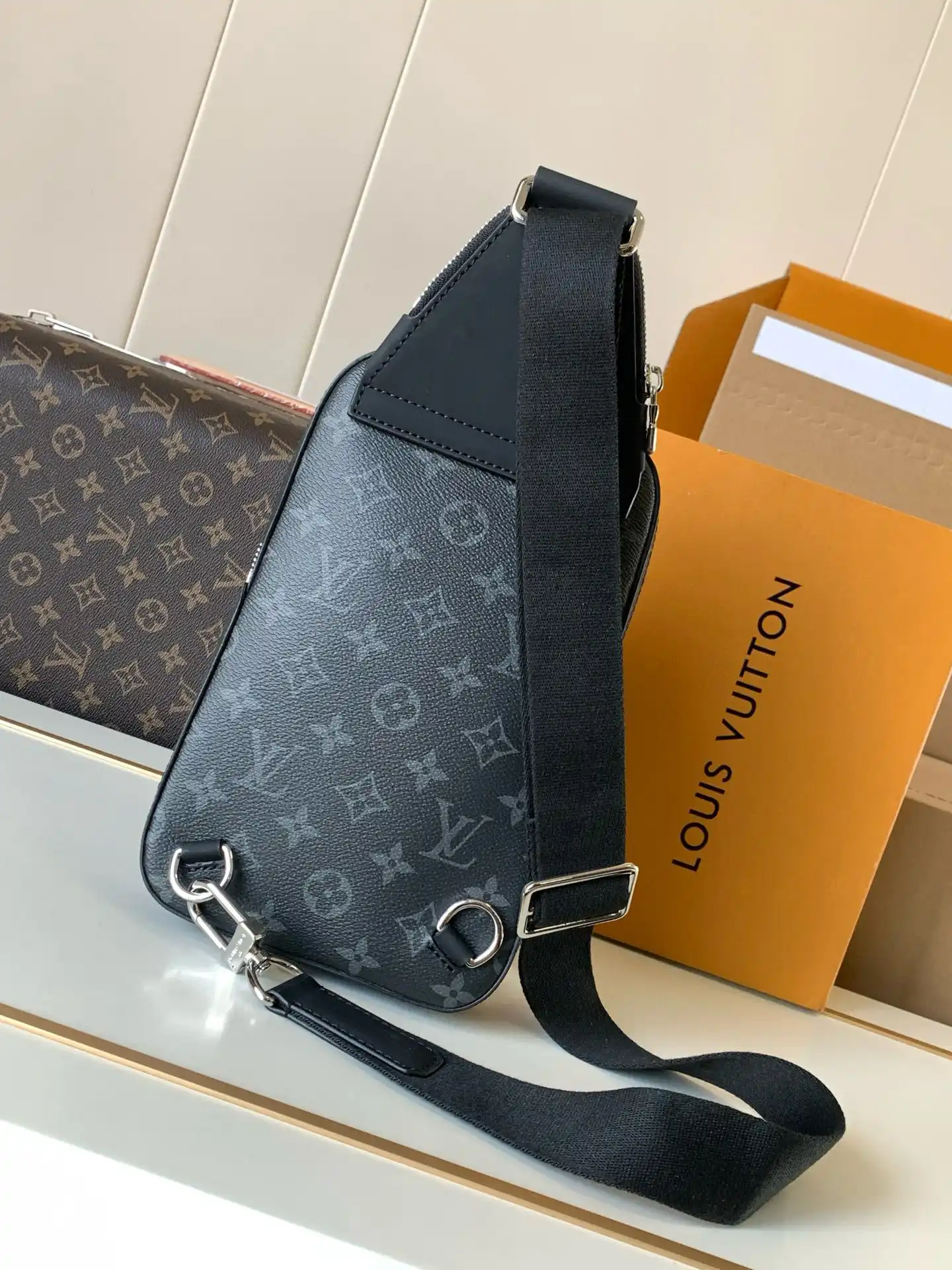 KK03950 (3).webp