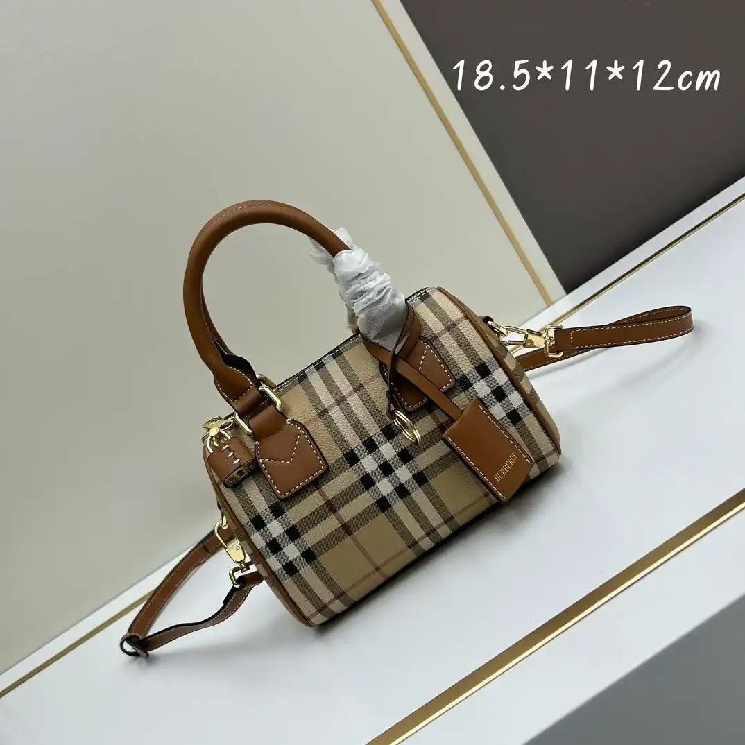 KK02750 (1).webp