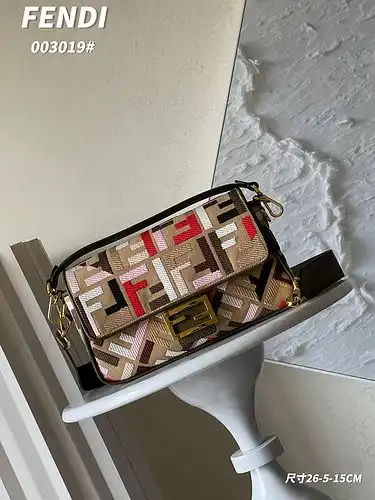 Empleados de fendi, Sra. baofendi, bolsos de fendi, bolsos de regalo de entrega grabados de alta gam