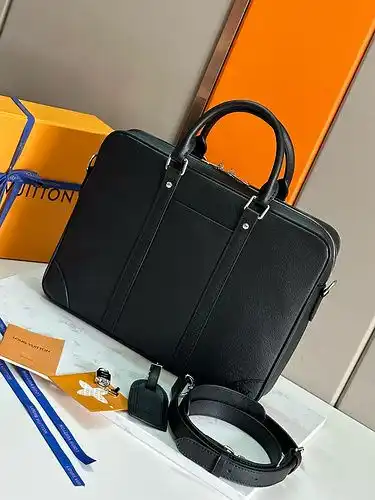 Maletín LV Bolso LV bolso para hombres LV bolso de regalo de entrega grabado de alta gama de cuero d