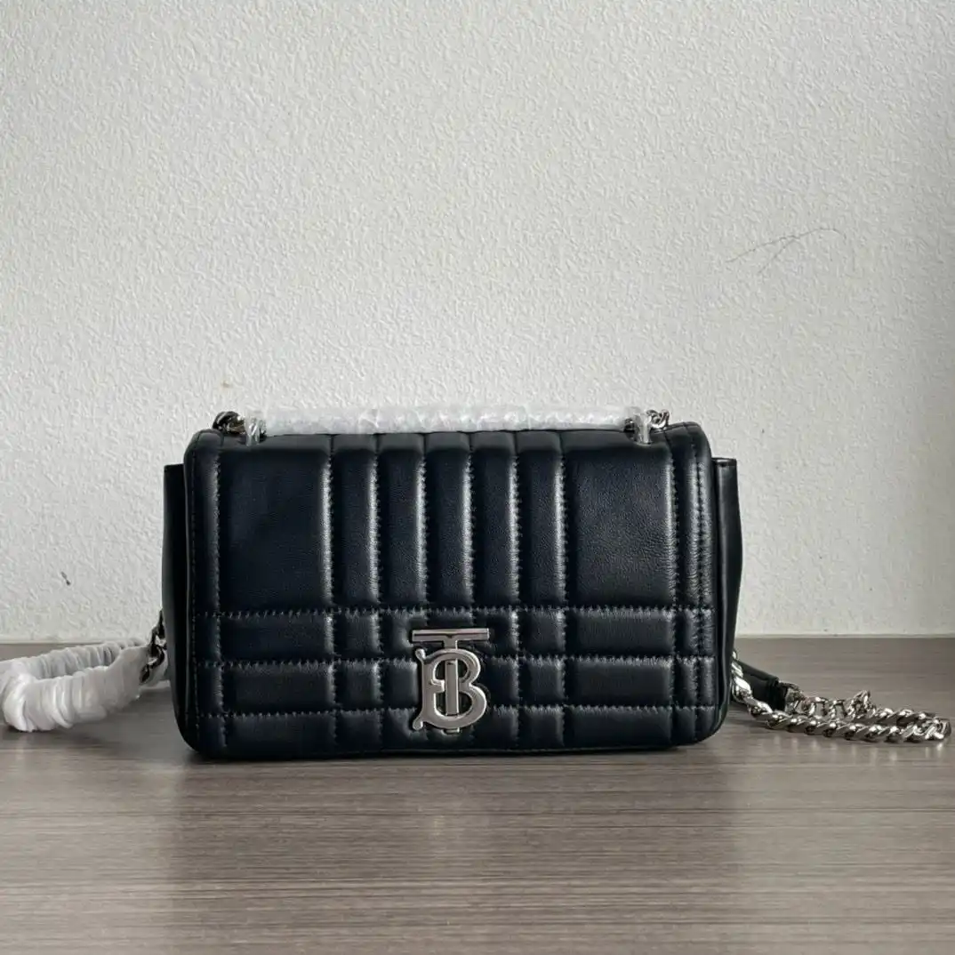 KK04750 (7).webp