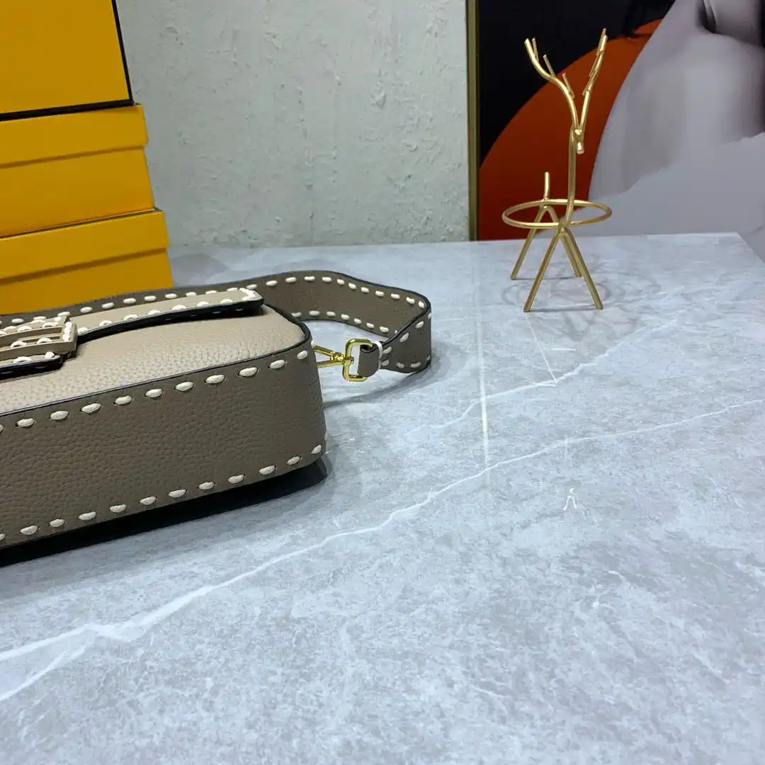 KK03750 (4).webp