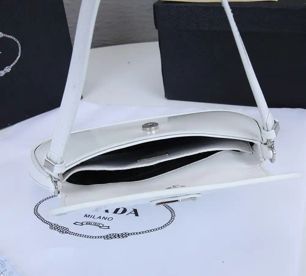 KK01850 (10).webp