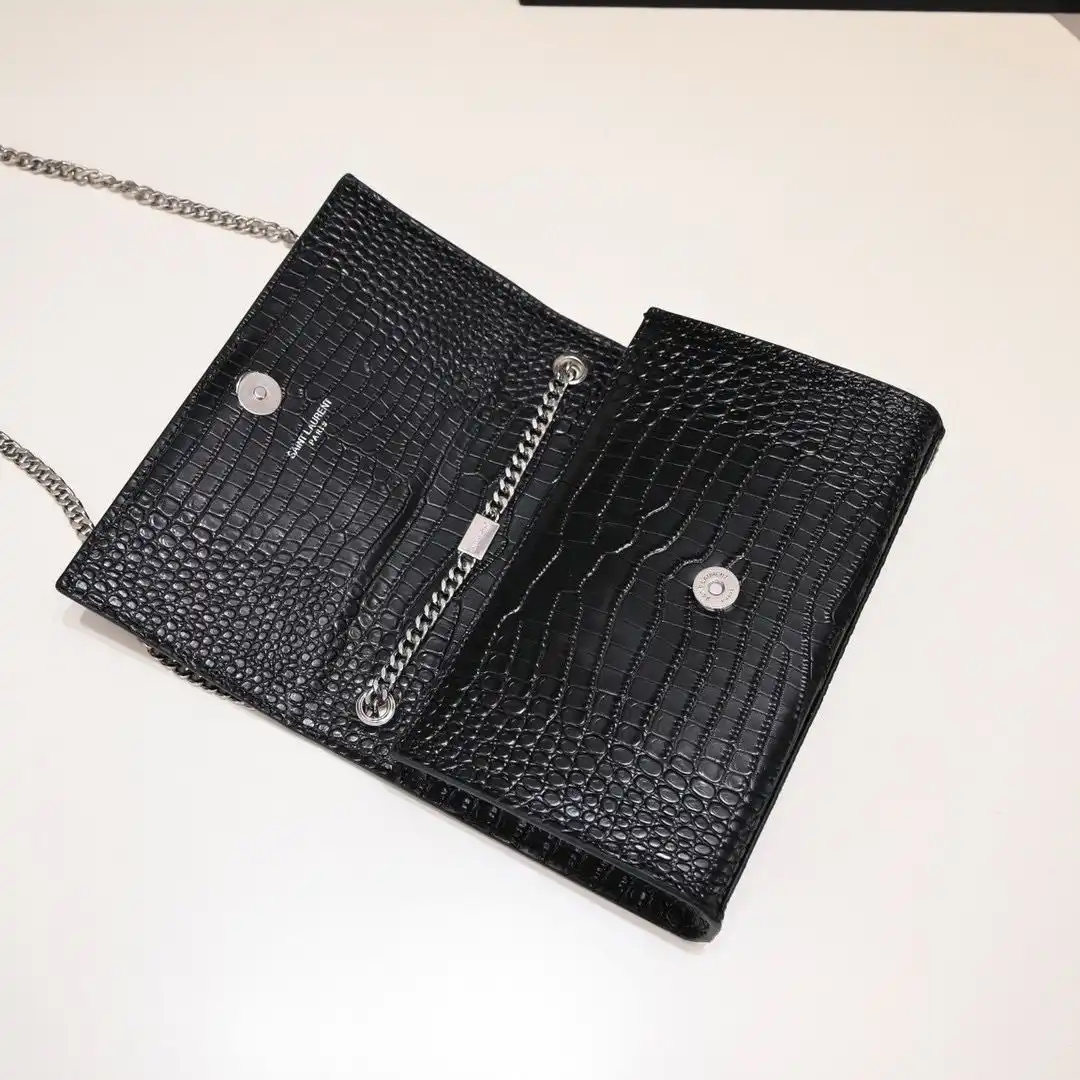 KK01550 (9).webp