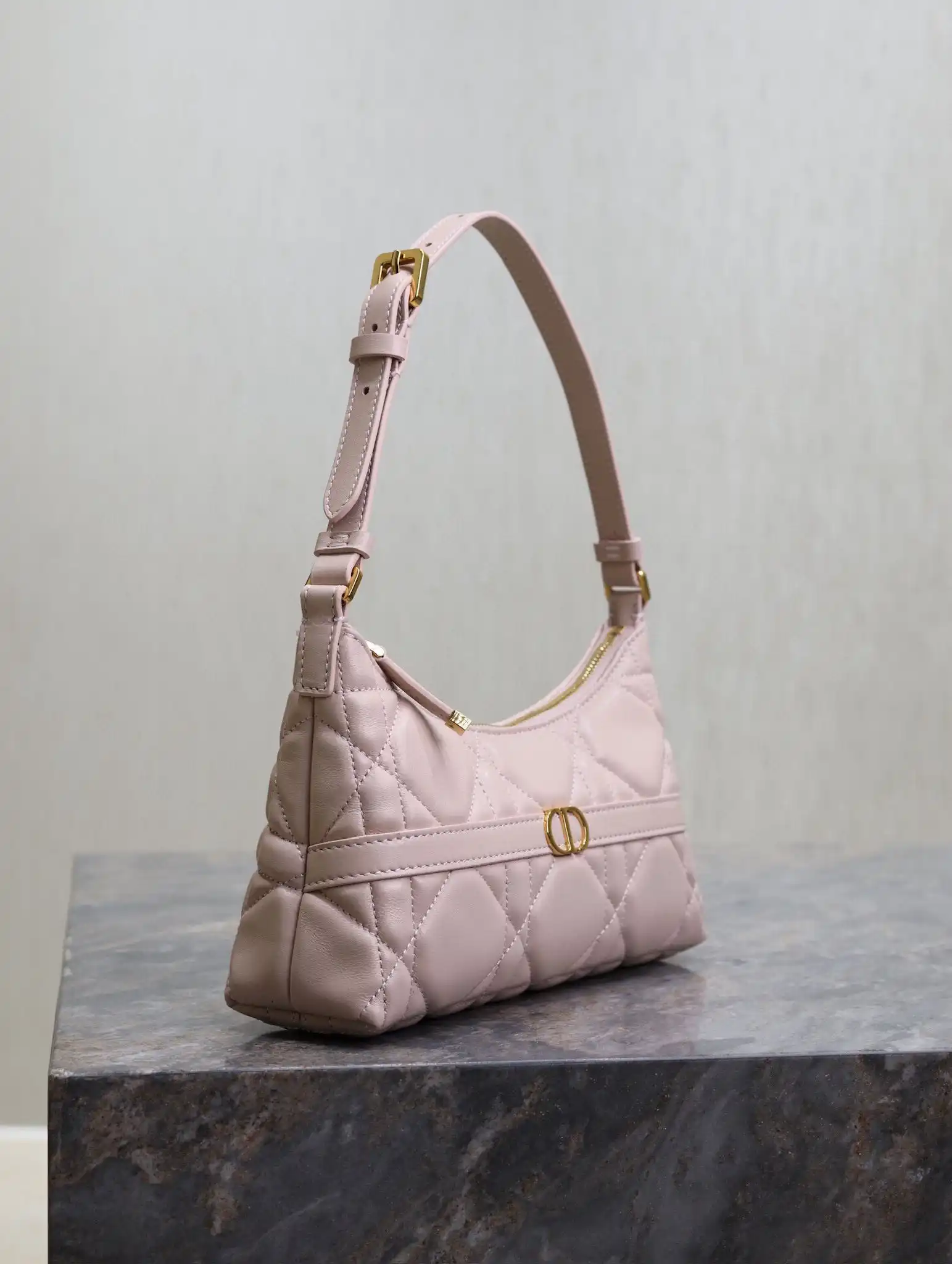 KK05150 (2).webp