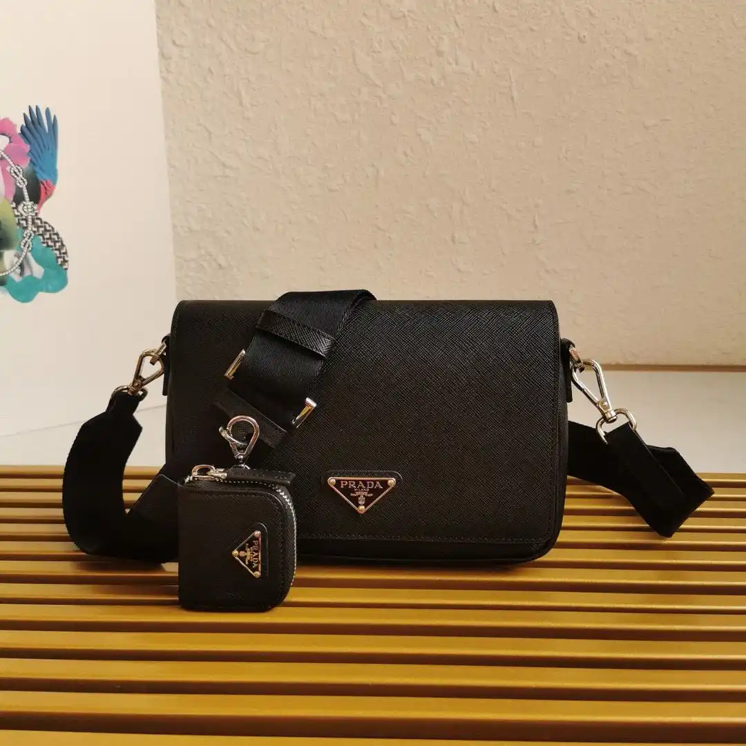 KK04250 (1).webp
