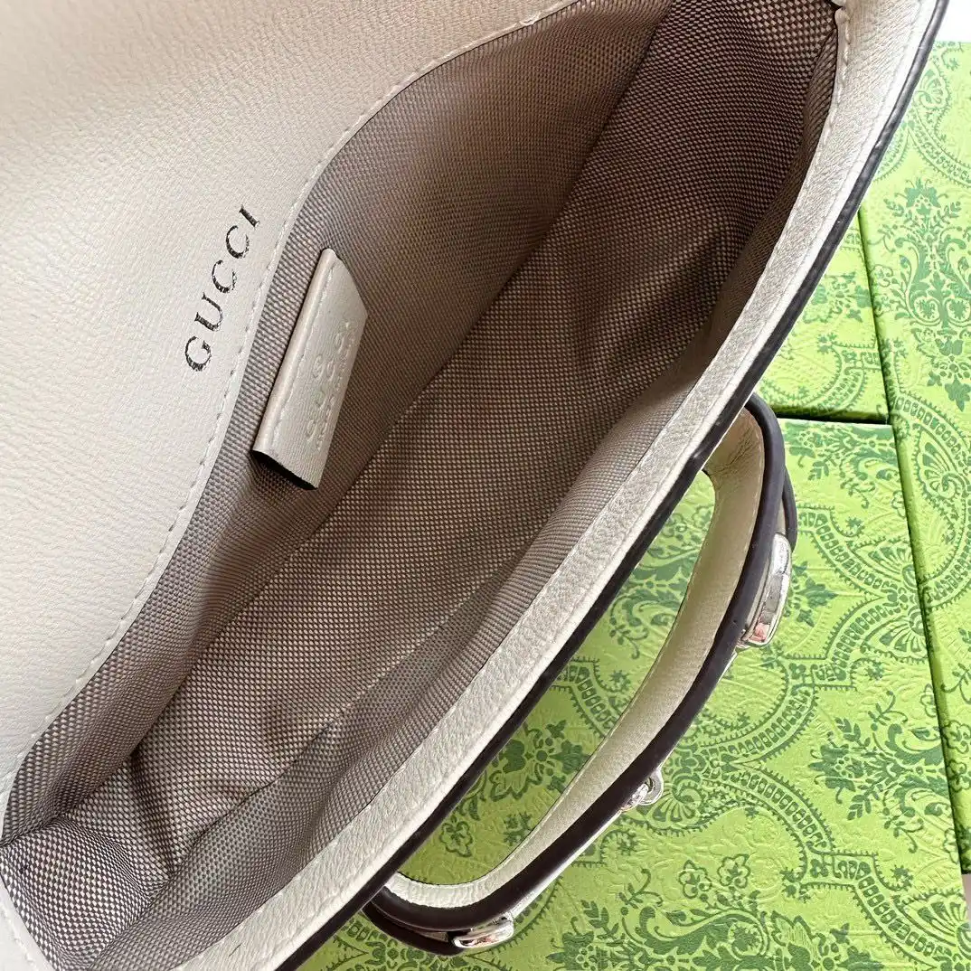 KK01650 (10).webp