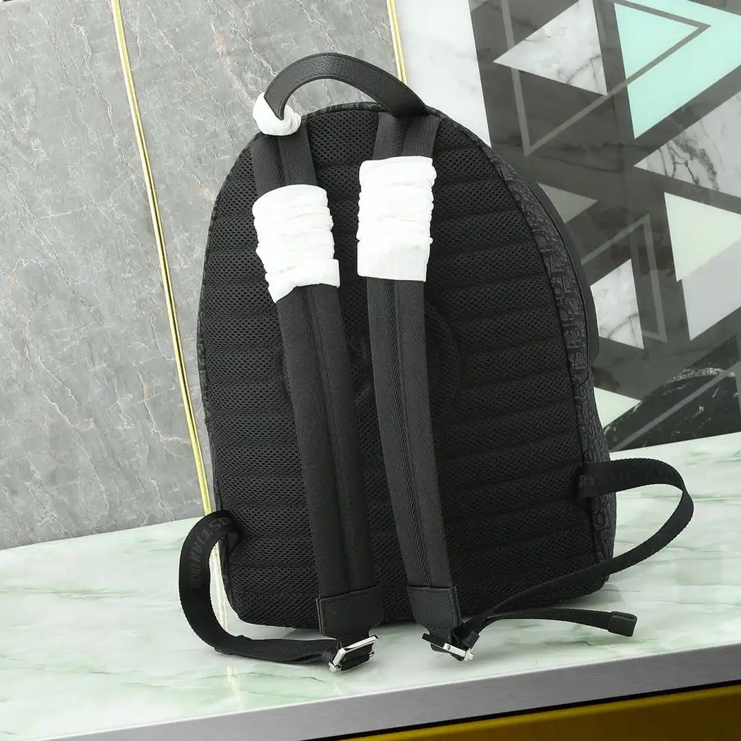 KK04050 (8).webp