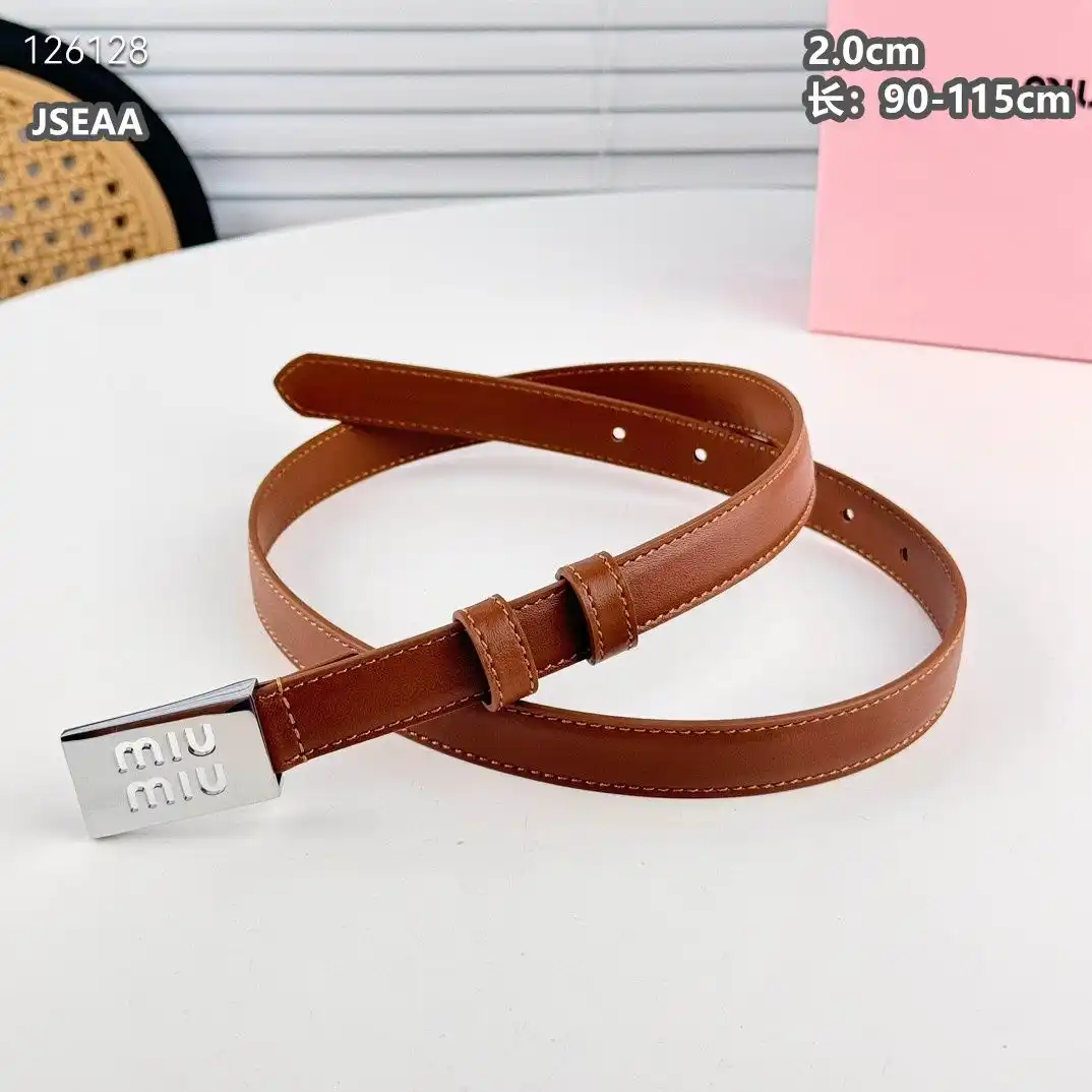 MF001250 (6).webp