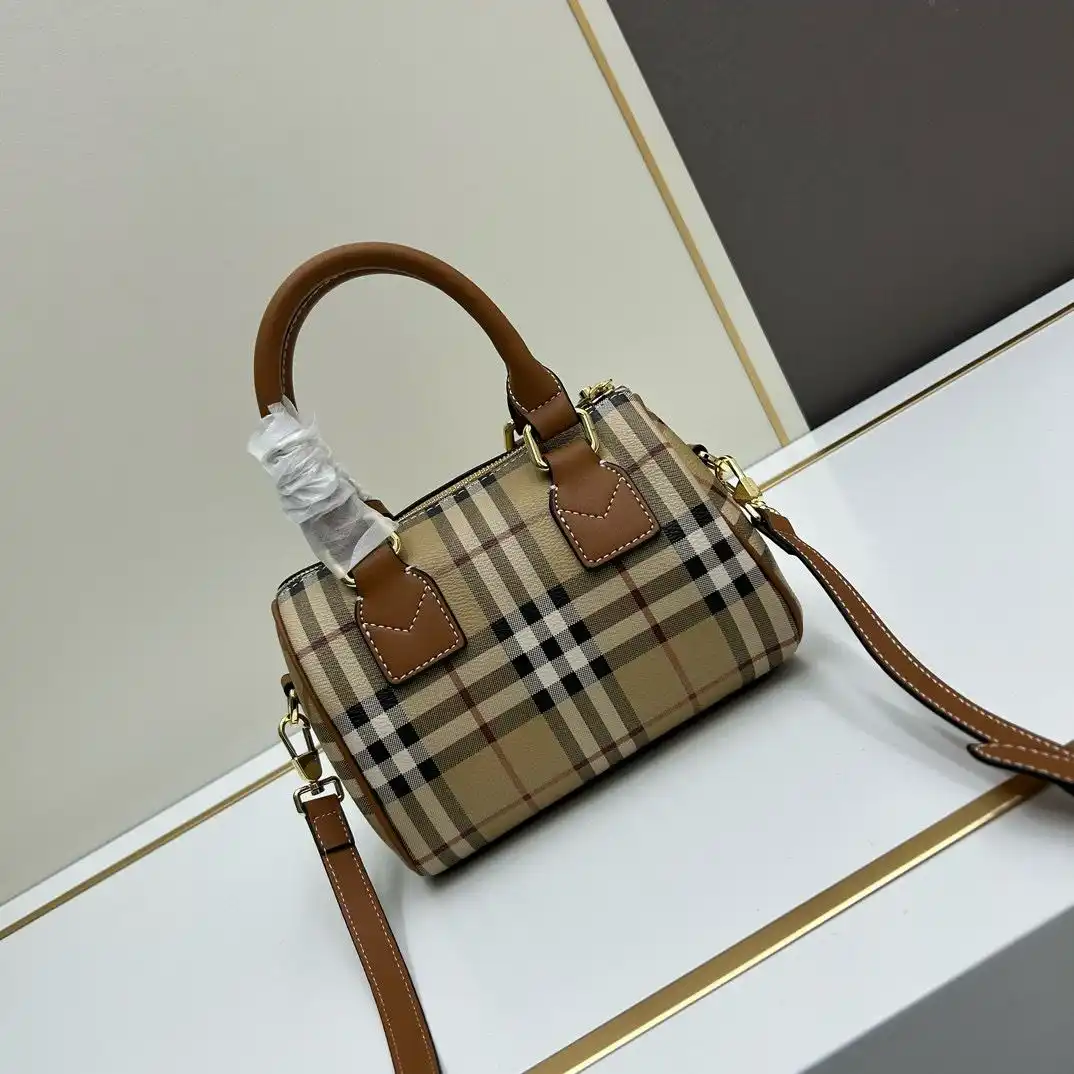 KK02750 (3).webp