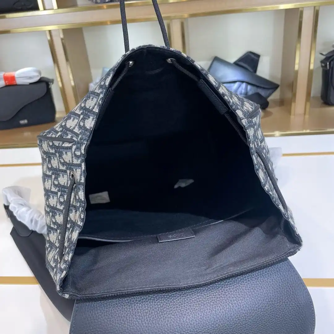 KK04450 (10).webp