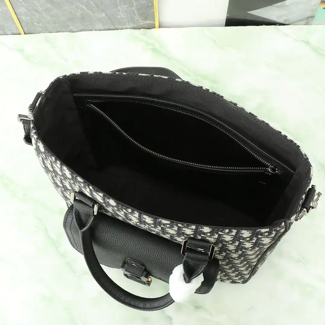 KK04150 (5).webp
