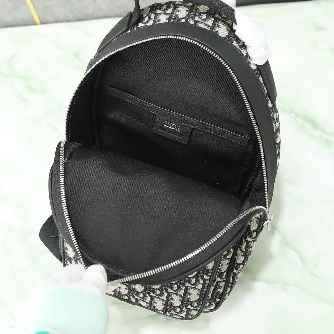 KK04050 (5).webp