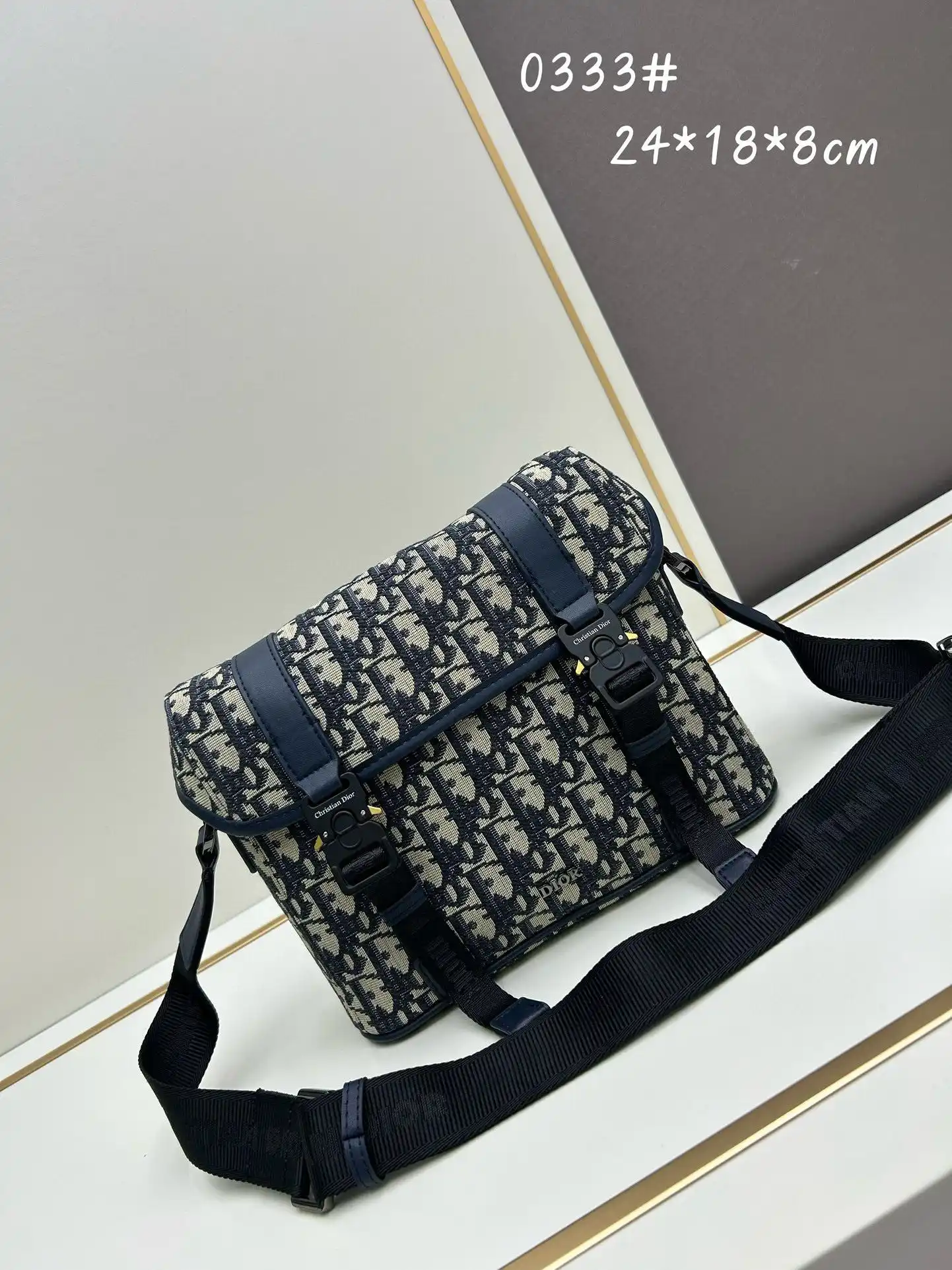 KK03350 (11).webp