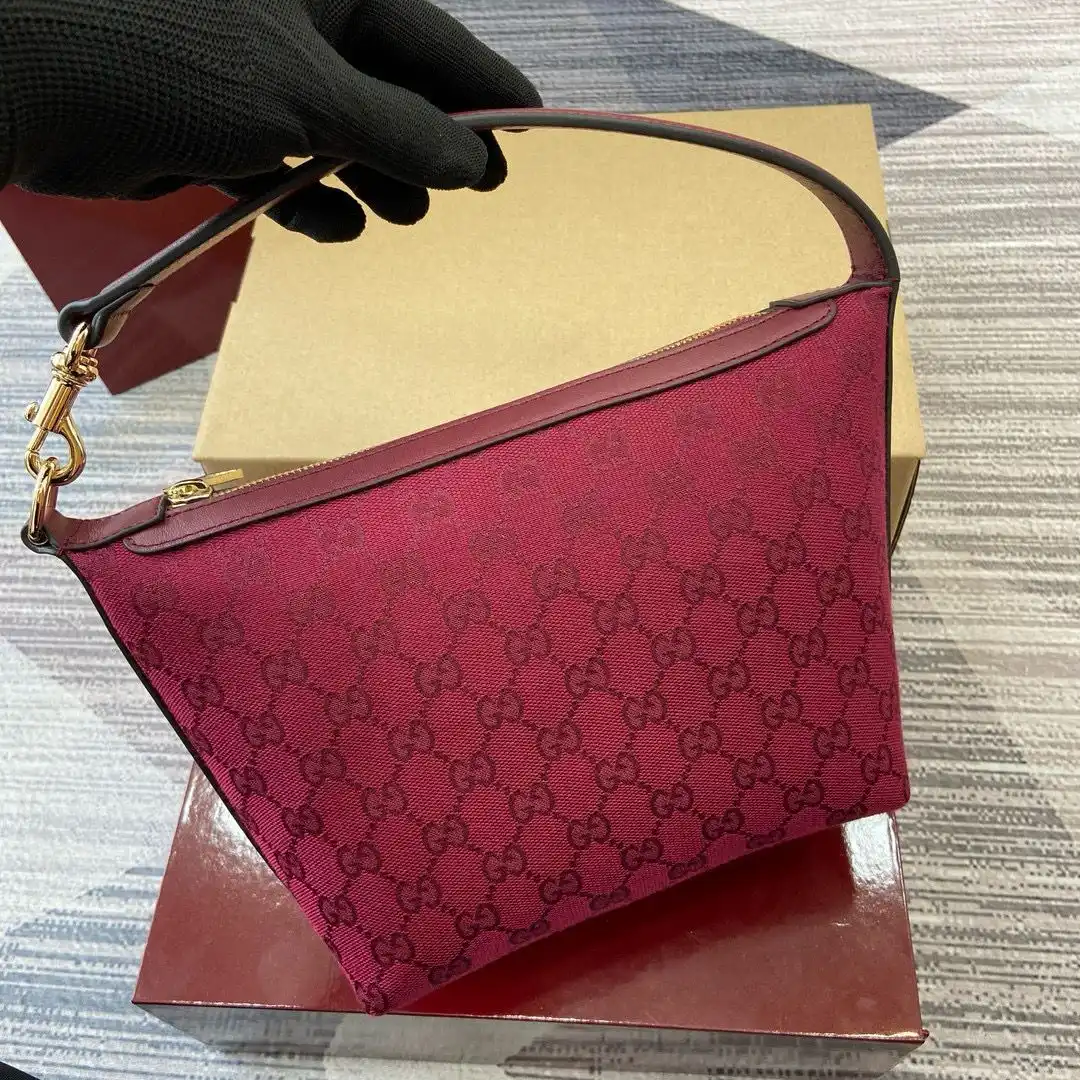 KK03850 (6).webp